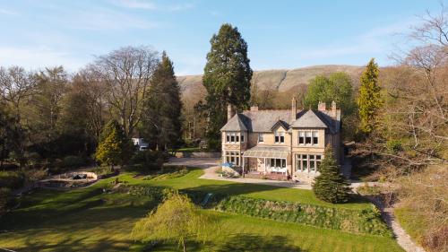 Wrights of Campsie Featured on BBC’s Escape to the Country